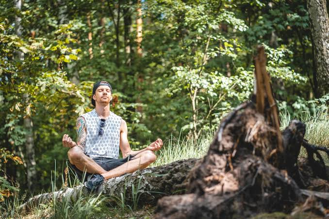 Corporate outdoor mindfulness exercise